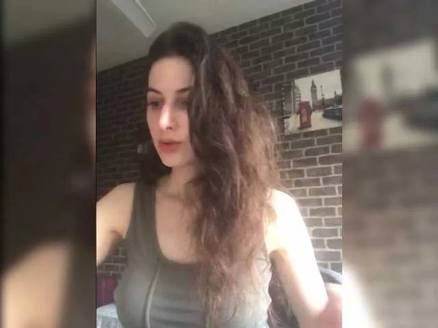 Hot-lina on BongaCams