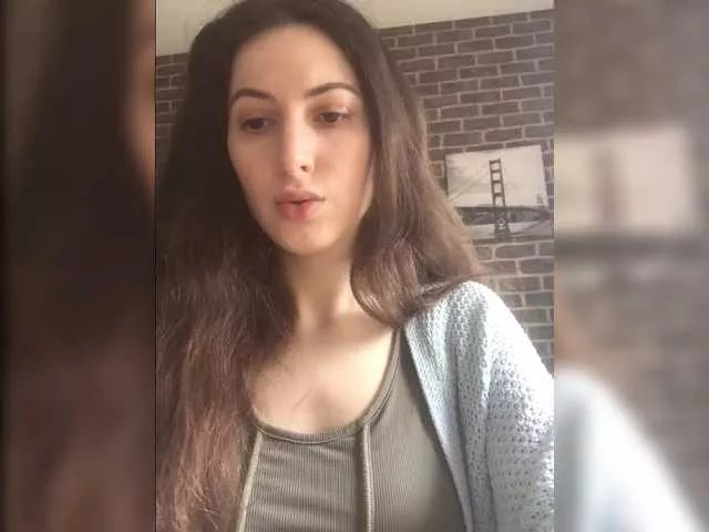 Hot-lina on BongaCams