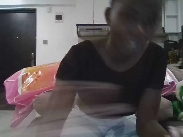 Hot-Sherry on BongaCams