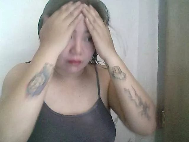 Hotboobies19 on BongaCams