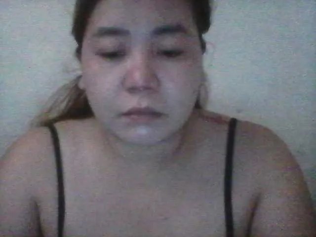 Hotboobies19 on BongaCams