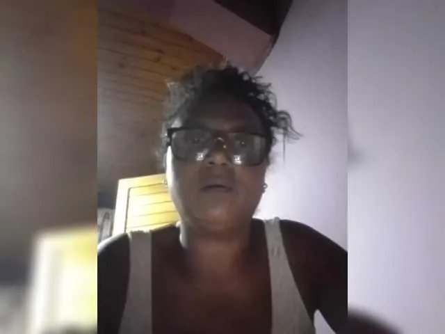 hotmomsexy — Any flash 15tkn,come prvt for all show