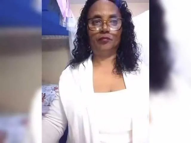 hotmomsexy on BongaCams