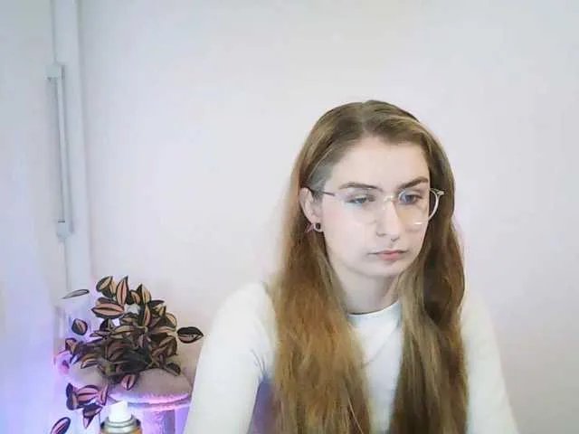 HotNina19 on BongaCams