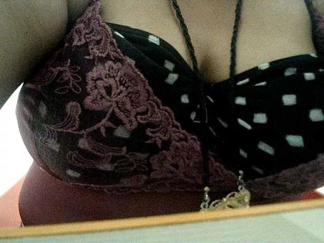 hotpavitra on BongaCams