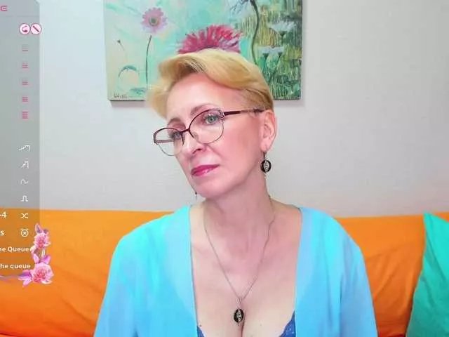 iamyourdream89 on BongaCams