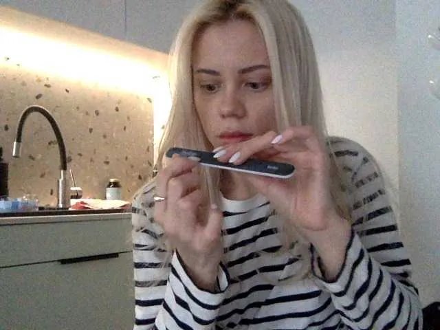 IconicDomi — Freechat on BongaCams