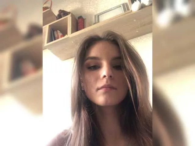 ilittleheara on BongaCams