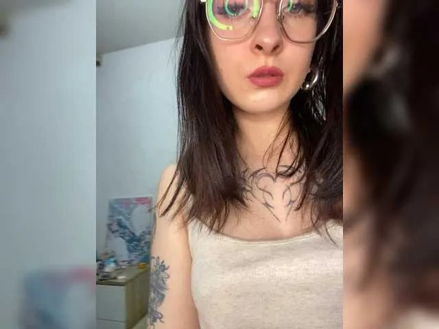 IlonaSai on BongaCams