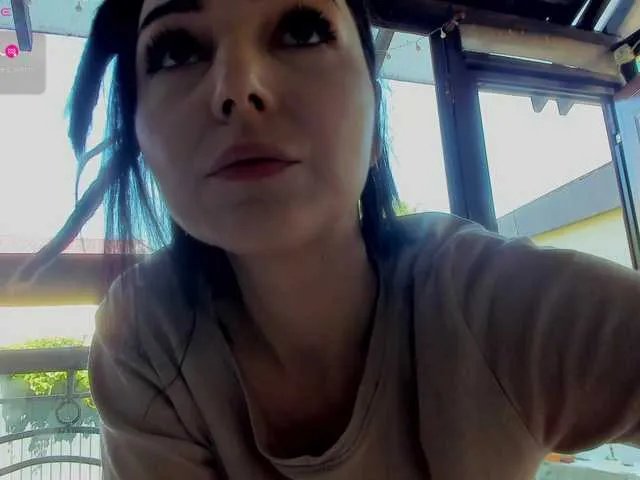 ingridblondy94 on BongaCams