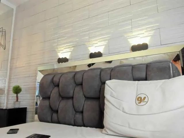 JadeHeartt on BongaCams