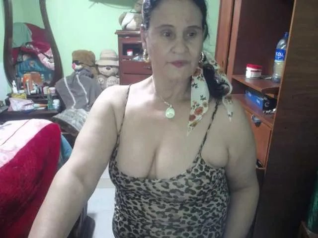 jazmin-mature on BongaCams
