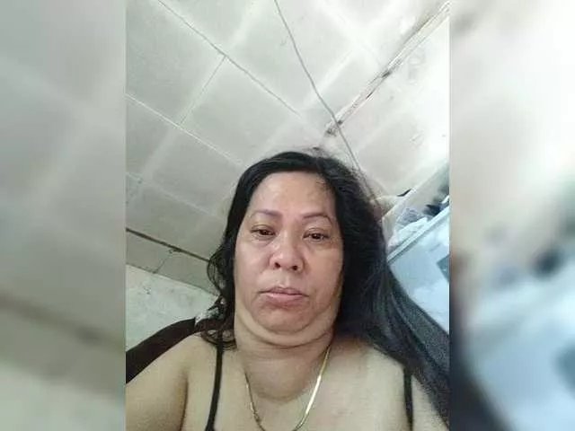 jelyn87 on BongaCams