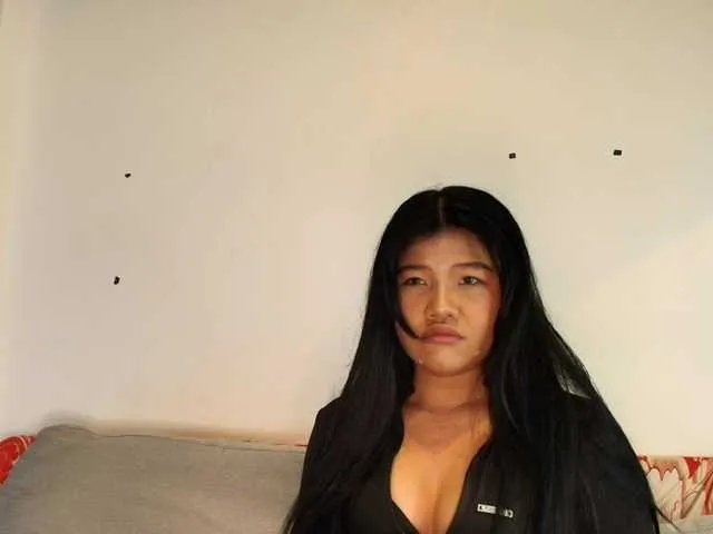 jhongade on BongaCams