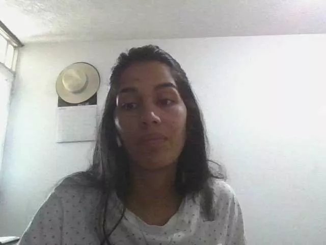 JuanaBrunette on BongaCams