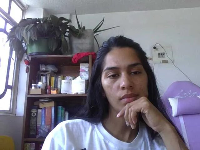 JuanaBrunette on BongaCams