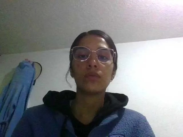 JuanaBrunette on BongaCams