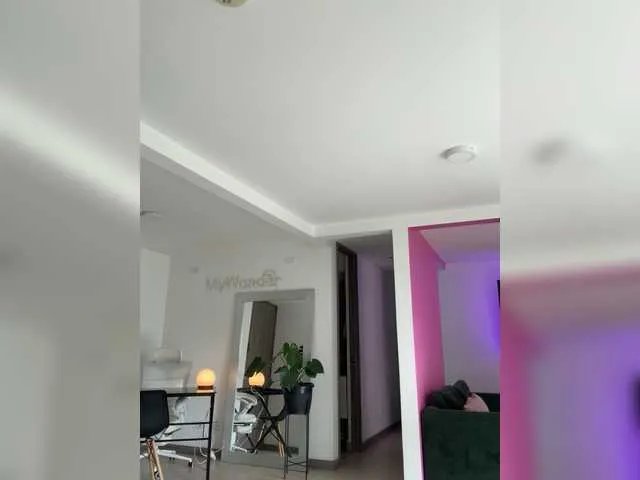 juanita-fox on BongaCams