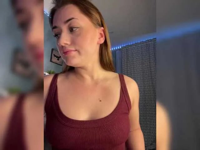 juicy-peachh on BongaCams