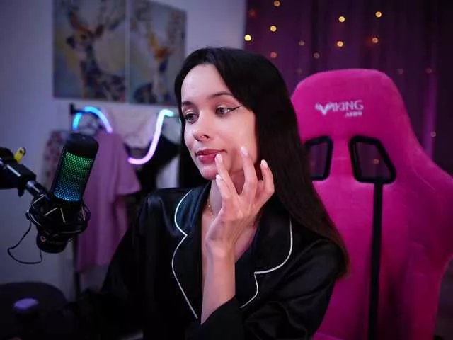 JuicyAngel on BongaCams