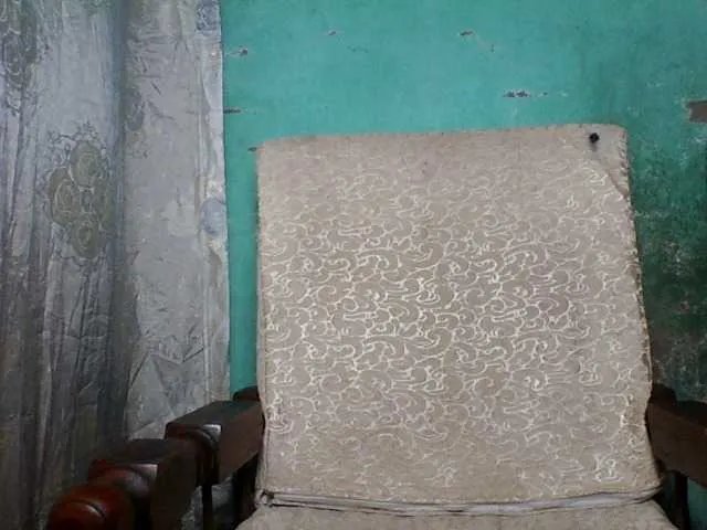 justine33 on BongaCams