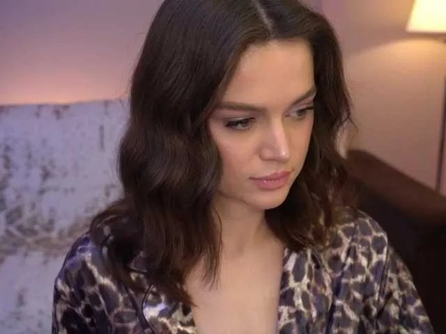 Freechat Kadriaa on BongaCams