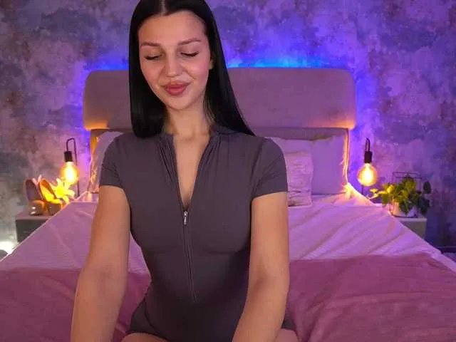 KamilaVibes on BongaCams