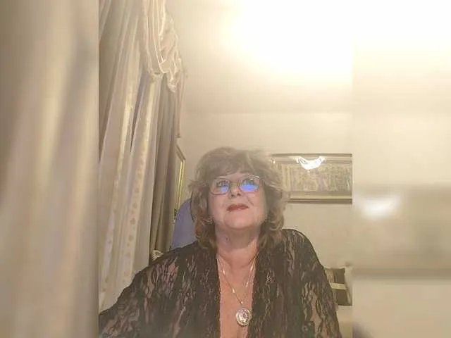 KarinkaSweet on BongaCams