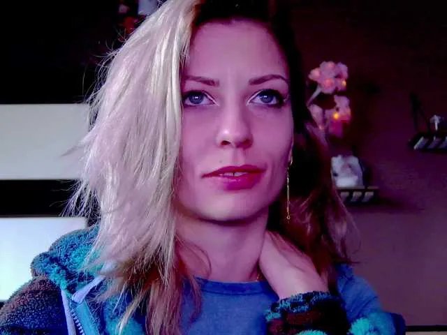 karo131324 on BongaCams