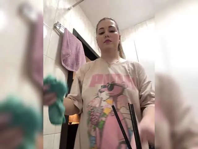 KateMid on BongaCams