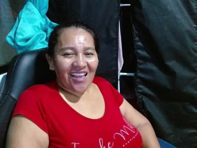 katiamature on BongaCams