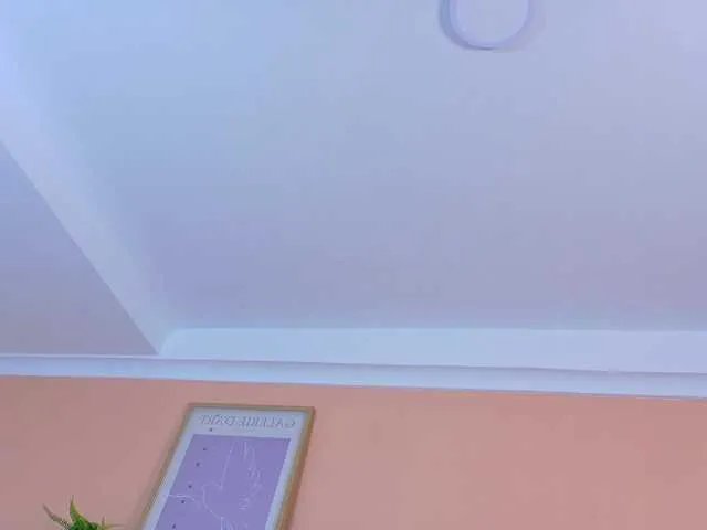 Kendalmiller on BongaCams