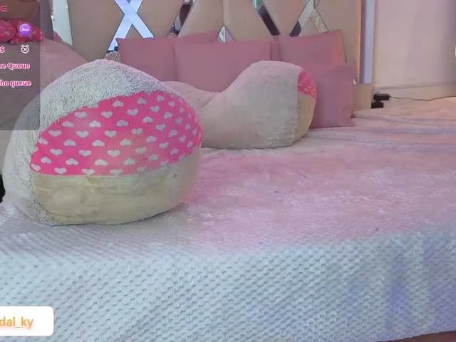 KENNDAL-TAY on BongaCams