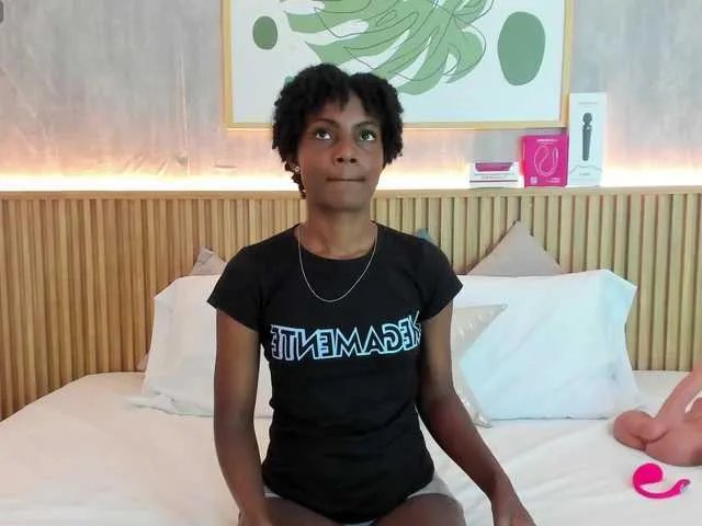 kenya-stone on BongaCams