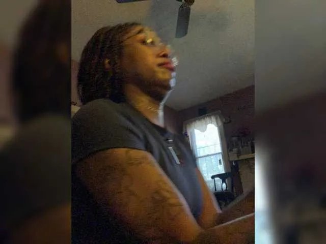 Kiarichikito1 on BongaCams