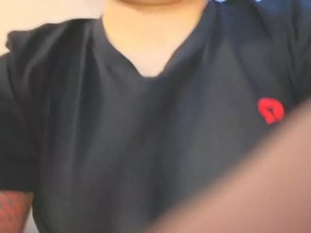 Kimmiakiss22 on BongaCams