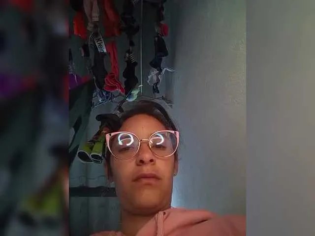 Kingofqueen23 on BongaCams