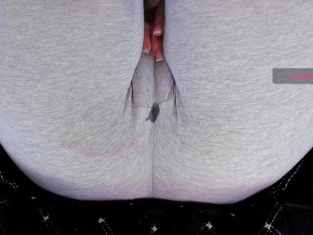 Kira-Kell on BongaCams