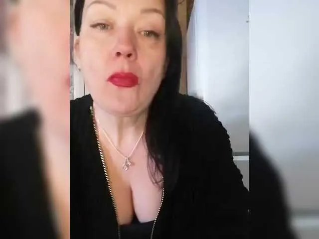 Klassnaya-1 on BongaCams