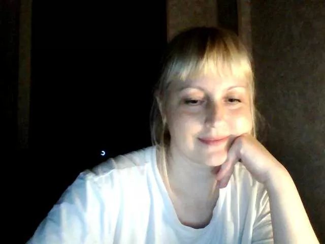 krisss2016 on BongaCams