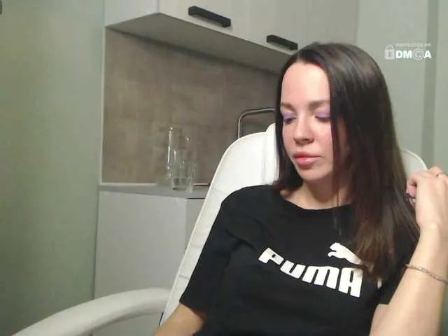 Freechat l4dyCandy on BongaCams