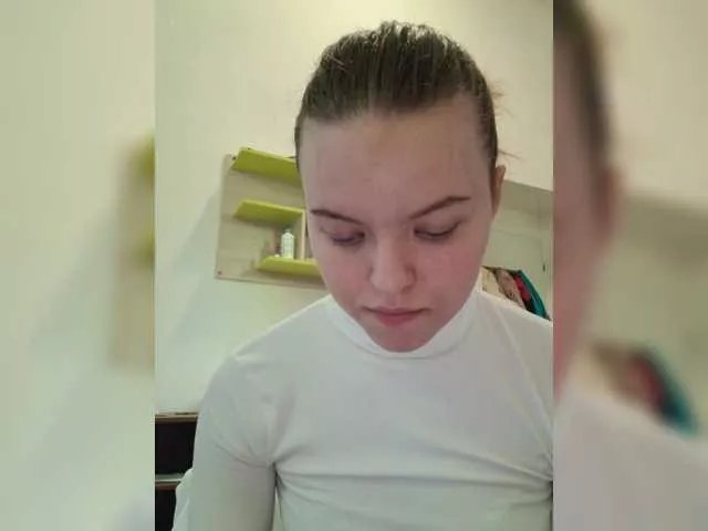 Lady-Caroline on BongaCams