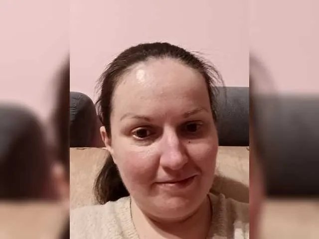 LadyAlma — Love to play with my boobs,make my pussy cum and make anal!