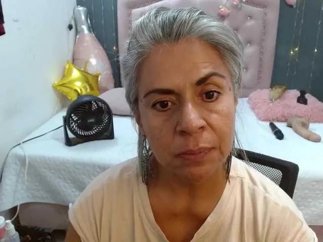 lalisha-96 on BongaCams