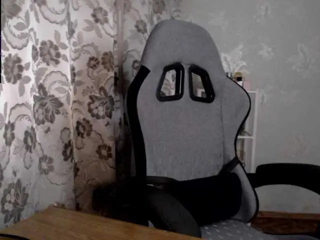 Lapochka2 — Hi, i'm Lena) 