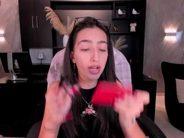 LarisaSmirnov on BongaCams