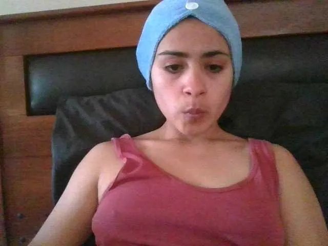 LatinaFit on BongaCams