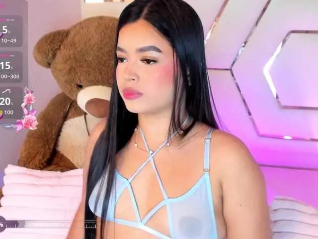 LauraSierra on BongaCams