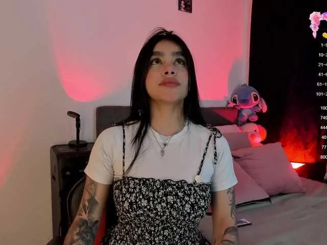 laurencamila1 on BongaCams