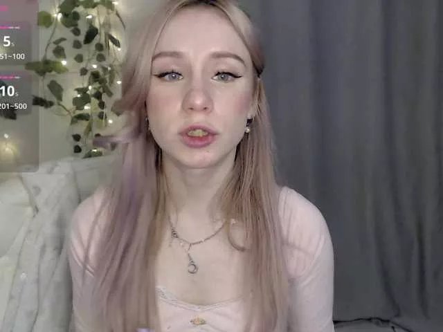 LavinellsX on BongaCams